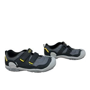 Keen Knotch hollow DS big kids/youth washable sneakers size 6